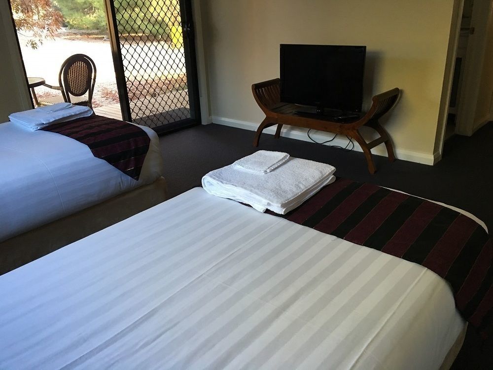 Hillview Farmstay Gundagai Exteriör bild