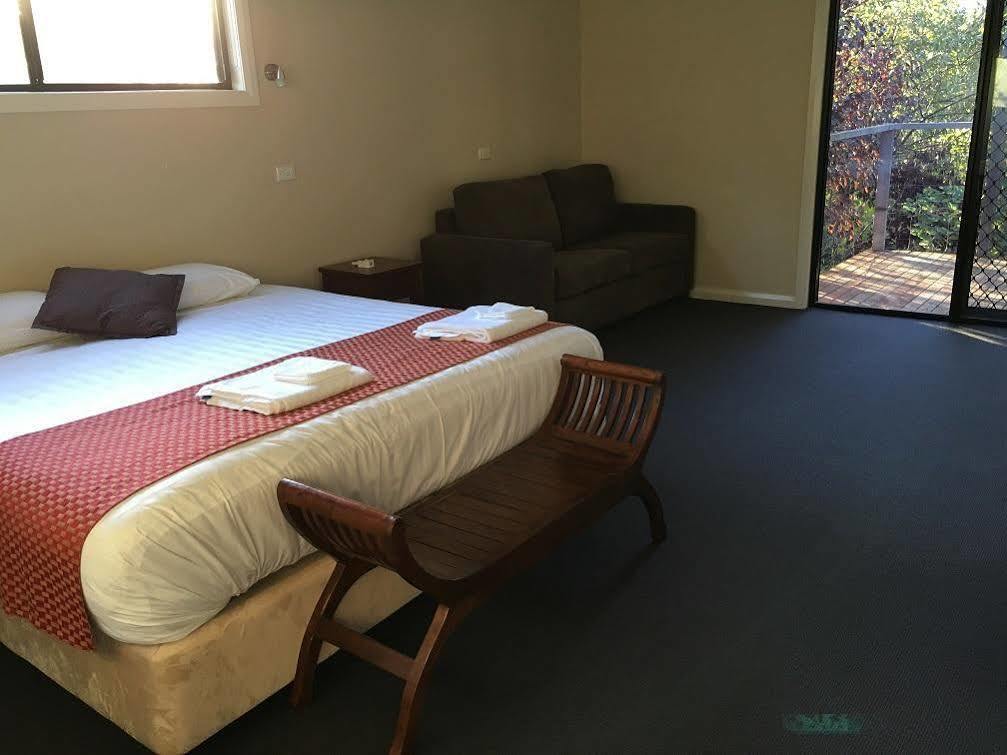 Hillview Farmstay Gundagai Exteriör bild