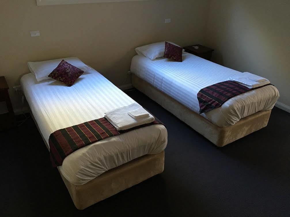 Hillview Farmstay Gundagai Exteriör bild